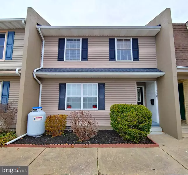 206 TULIP PLACE #3, Seaford, DE 19973