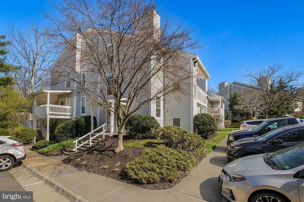 12042 CARDAMOM DR #12042, Woodbridge, VA 22192