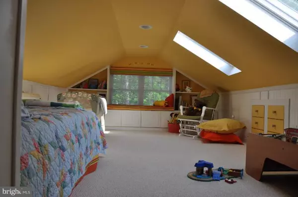 Tilghman, MD 21671,6011 SKIPJACK LN