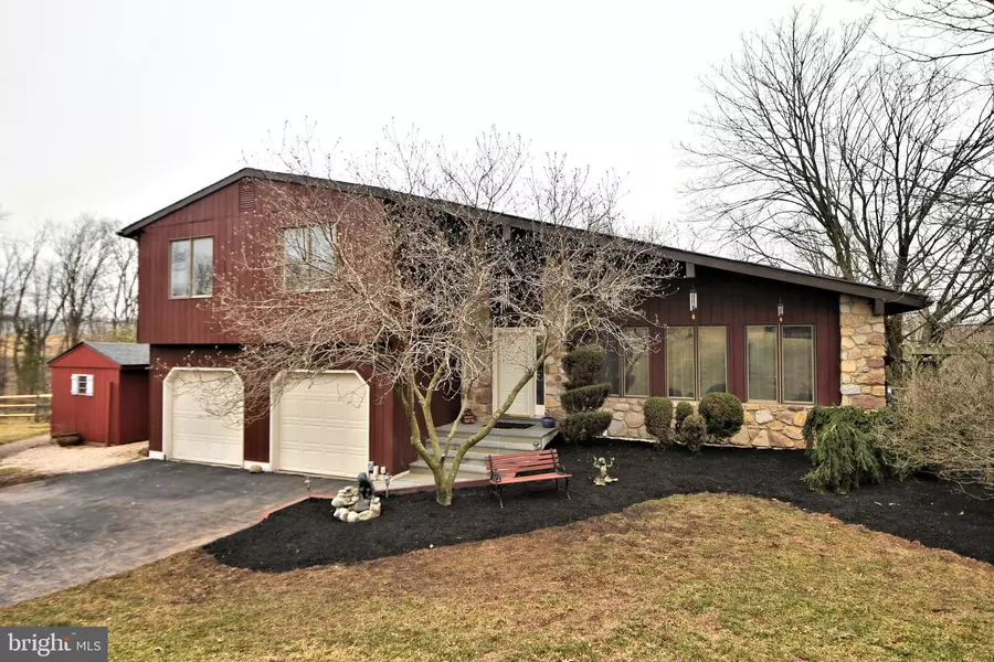 738 EISENHAUER DR, Telford, PA 18969