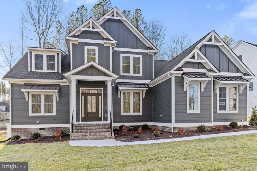 6848 CHERRY CREEK LN, Moseley, VA 23120