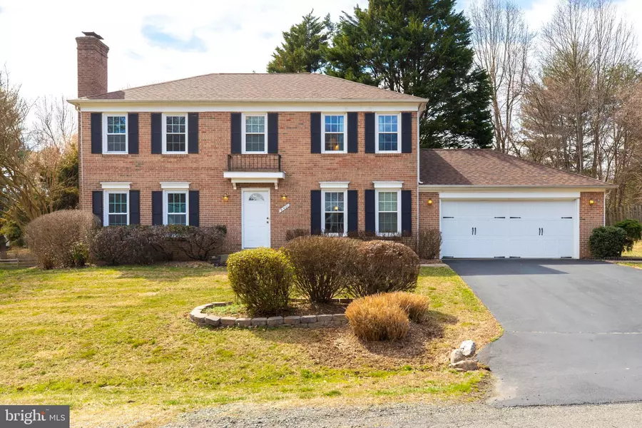 9421 MEADOW SHIRE, Great Falls, VA 22066