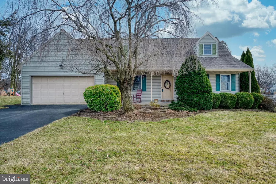 29 CARDINAL DR, Stevens, PA 17578