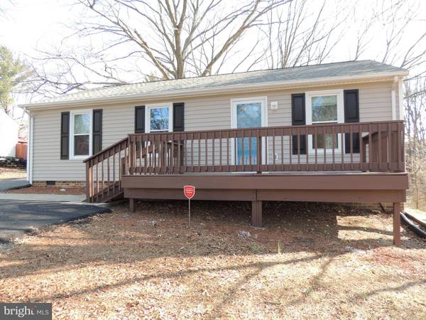 10401 HILLSIDE LN, Fredericksburg, VA 22408