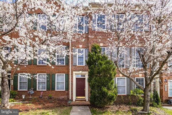 16413 STEERAGE CIR, Woodbridge, VA 22191