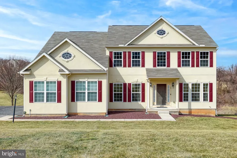 30 SHIRE LN, York, PA 17406