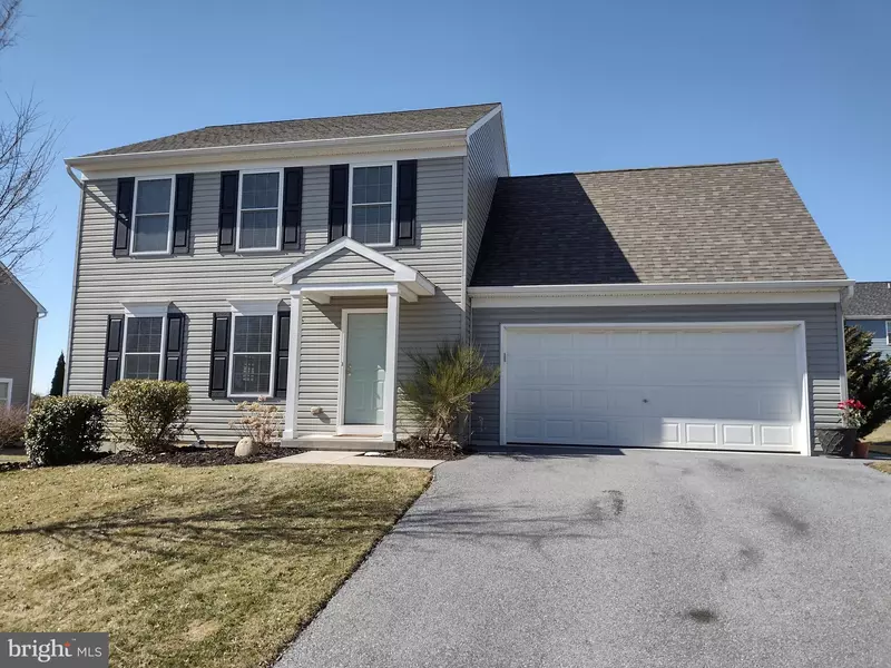 228 CEDAR HOLW, Manheim, PA 17545