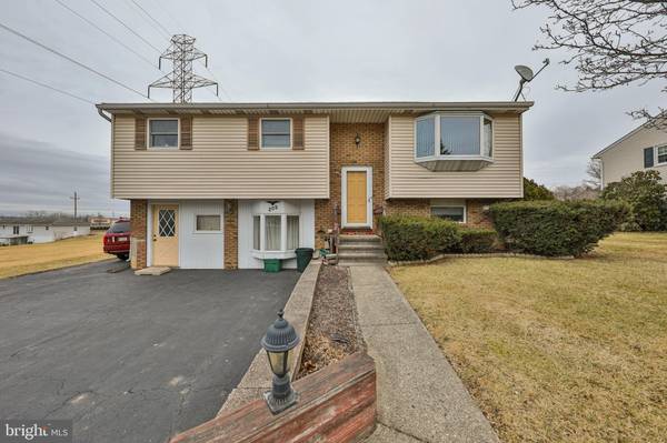 205 BRENTWOOD AVE, Easton, PA 18045