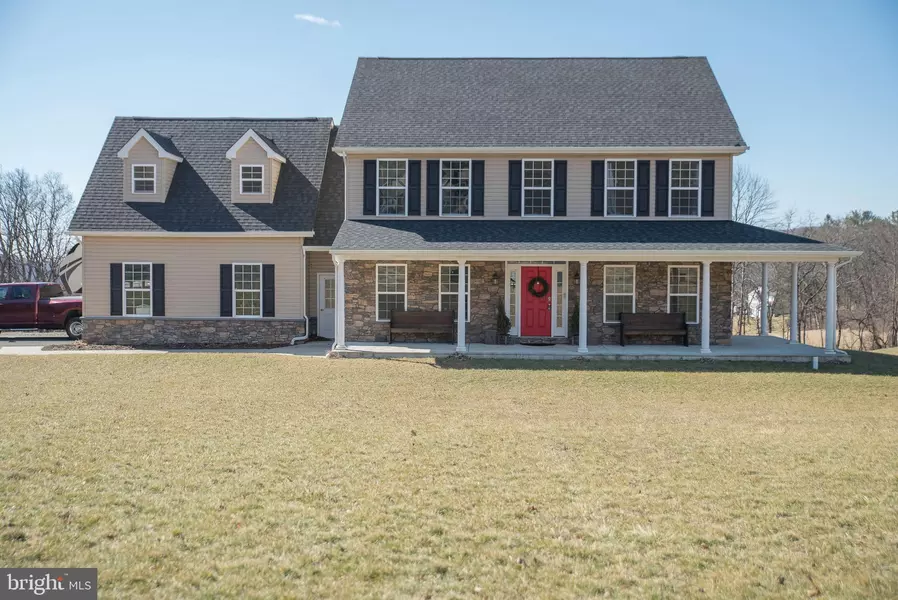 26 JADE LN, Hereford, PA 18056