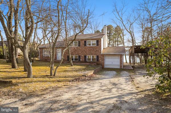 238 LAKESHORE DR, Marlton, NJ 08053