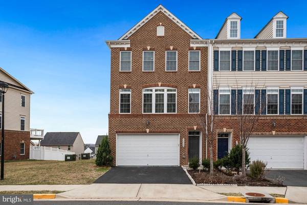 26039 HUNTWICK GLEN SQ, Aldie, VA 20105