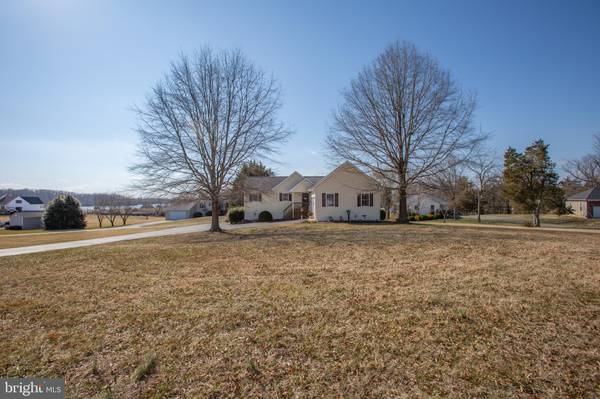 5804 CRESCENT POINT DR, Orange, VA 22960