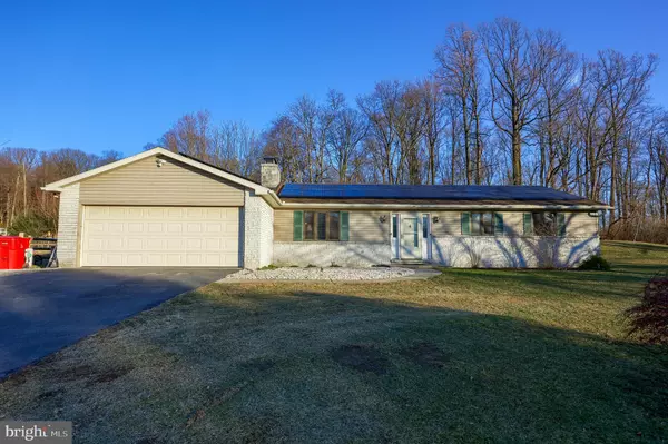 128 FOXCROFT LN, Robesonia, PA 19551