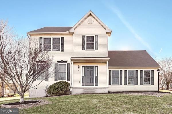 55 POND RD, Felton, PA 17322