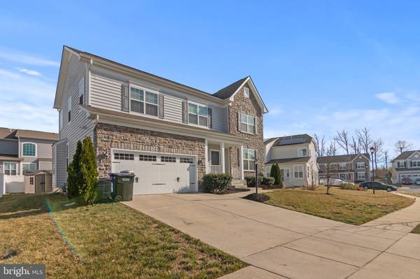 Waldorf, MD 20603,10542 BLACK PINE LN