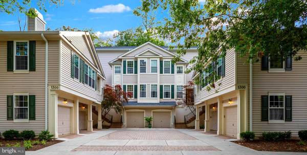 1300-K WINDLEAF DR #154, Reston, VA 20194