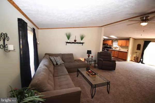 Walnutport, PA 18088,4199 HERITAGE LN