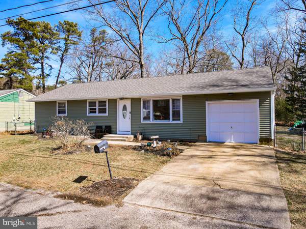 54 ALYSSUM ST, Browns Mills, NJ 08015