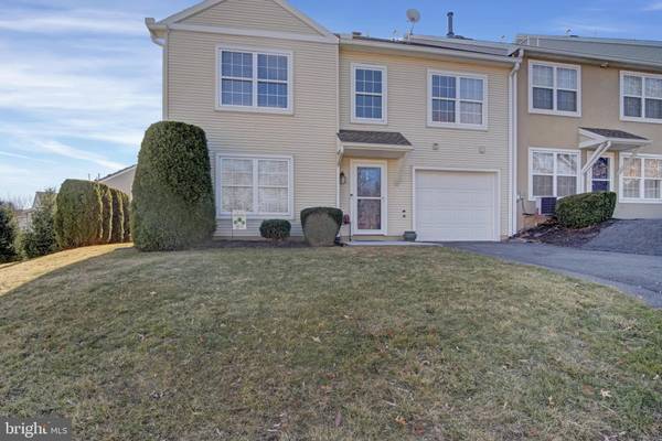 24 COURT LN, Carlisle, PA 17013