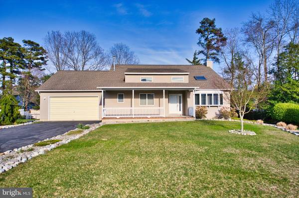 38 TWIN CT, Manahawkin, NJ 08050