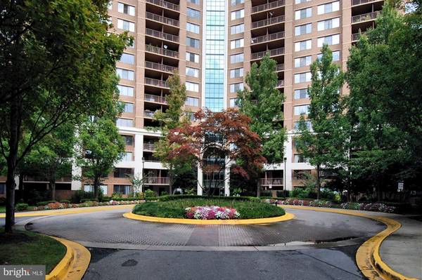 10101 GROSVENOR PL #1420, Rockville, MD 20852