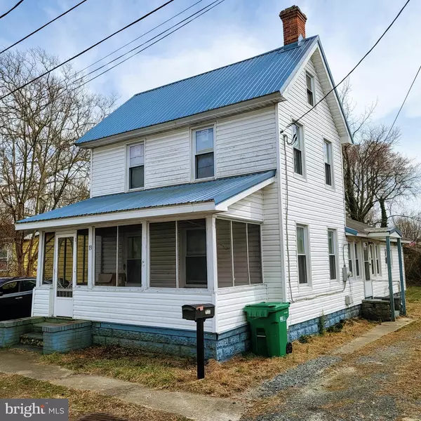 13 E 2ND ST, Seaford, DE 19973