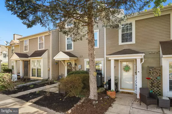 Centreville, VA 20120,6025 NETHERTON ST