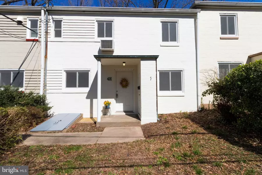 4-H RIDGE RD, Greenbelt, MD 20770