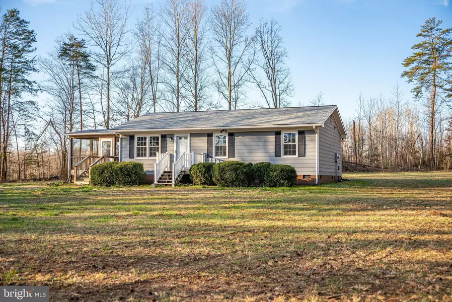 2067 OLD APPLE GROVE RD, Mineral, VA 23117