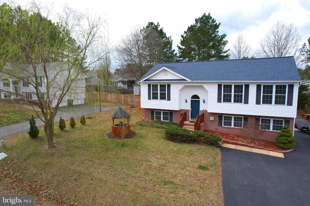 Fredericksburg, VA 22408,8804 NEW CASTLE CT