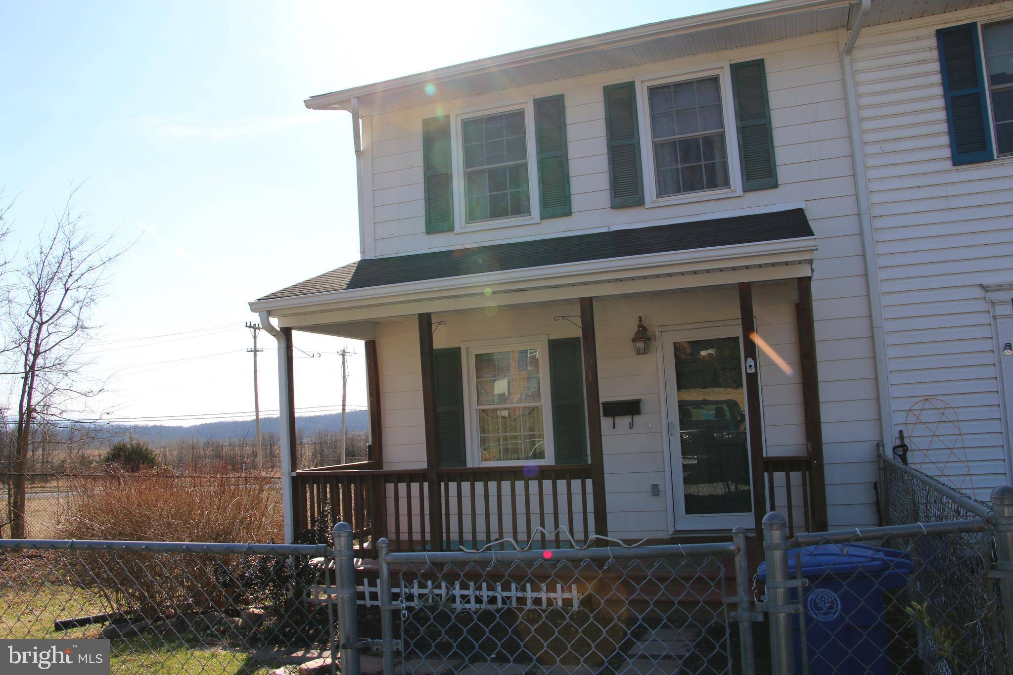 Front Royal, VA 22630,612 MASSANUTTEN AVE