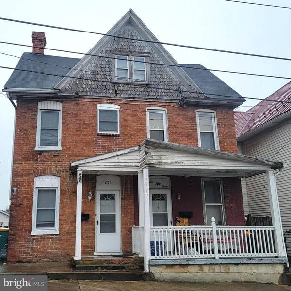 253 PARK ST, Waynesboro, PA 17268