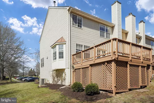 Ashburn, VA 20147,43201 RIBBONCREST TER