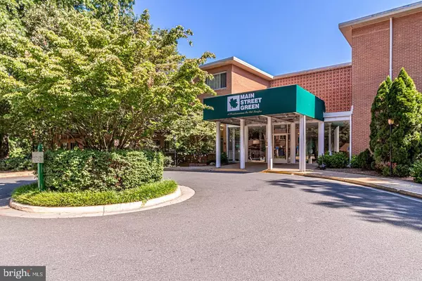 10570 MAIN ST #207, Fairfax, VA 22030