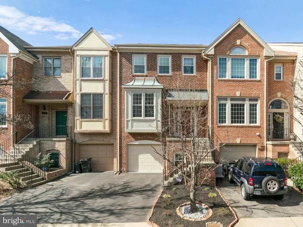 6484 SHARON KAY CT, Alexandria, VA 22310