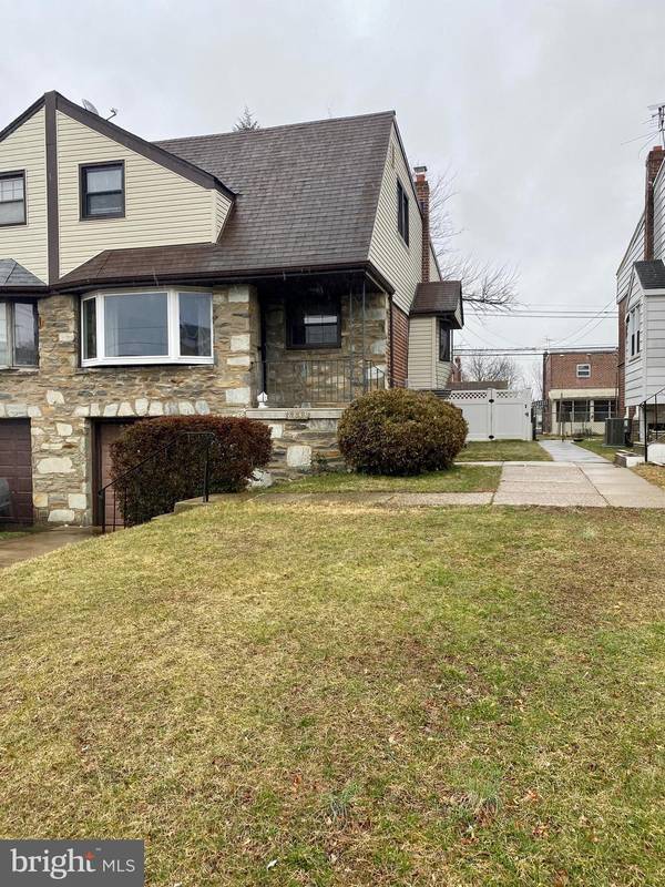 8843 DEWEES ST, Philadelphia, PA 19152