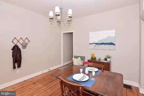 Harrisburg, PA 17102,1322 PENN ST