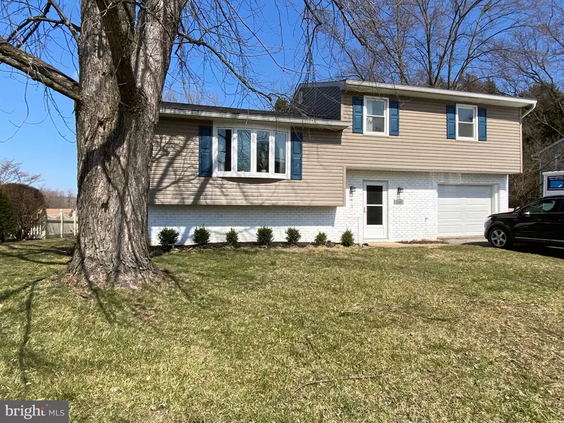 3465 CRANMERE LN, York, PA 17402