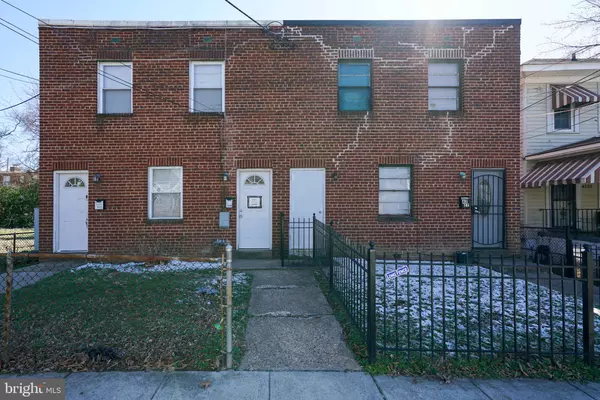 4229 DIX ST NE, Washington, DC 20019