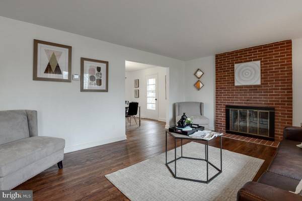 Alexandria, VA 22312,4214 SUMMIT PL