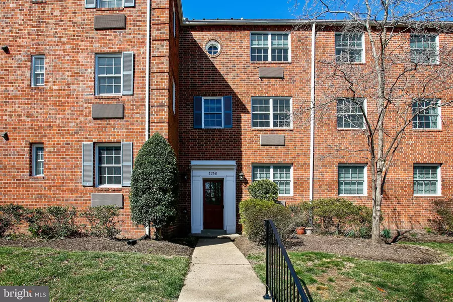 1716 W ABINGDON DR #101, Alexandria, VA 22314