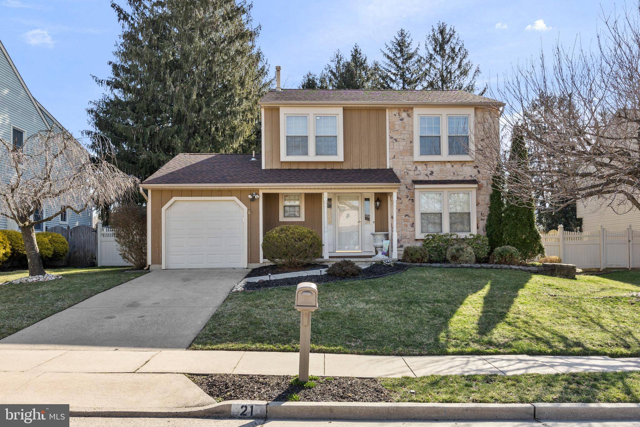 21 ORCHARD LN, Marlton, NJ 08053