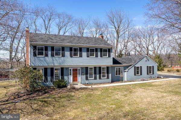 705 WILLOWDALE LN, Kennett Square, PA 19348