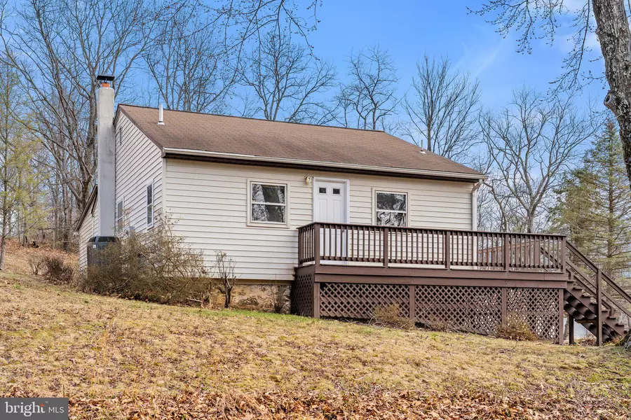 3769 SAGE RD, Delaplane, VA 20144