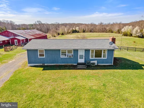 Warrenton, VA 20187,5033 HUMMINGBIRD LN