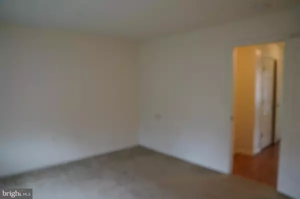 Martinsburg, WV 25401,208 CHECKO CT