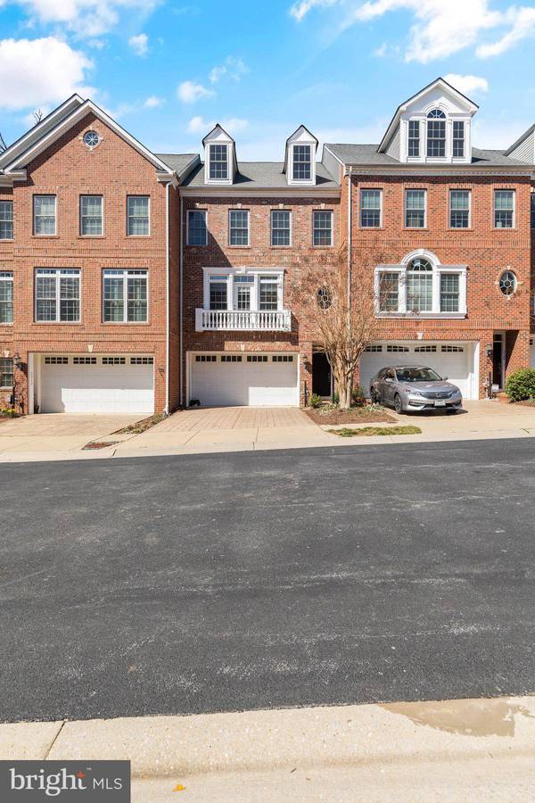 2710 MERLOT LN, Annapolis, MD 21401