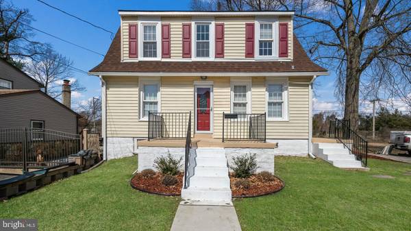 239 MAPLE, Morton, PA 19070