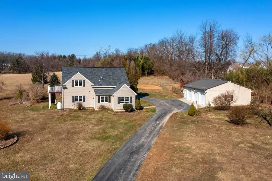 41 ELM LN, Glenmoore, PA 19343