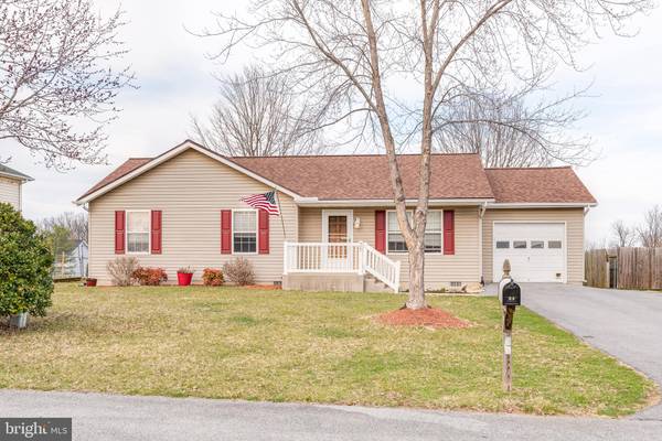 31 LIVE OAK CT, Martinsburg, WV 25405